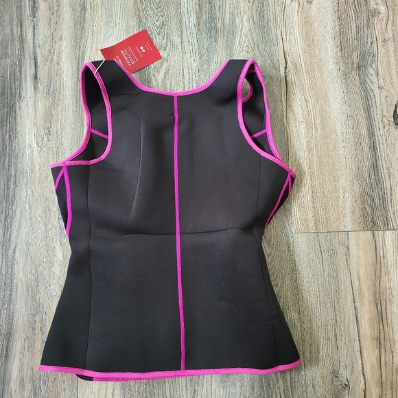 A Long Fit Waist Trainer Vest - Picture 6 of 16